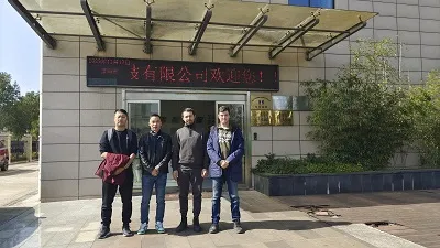 Lawatan pelanggan Kazakhstani ke CDF meneroka aplikasi penapis pasir dan kerikil untuk pengairan pertanian